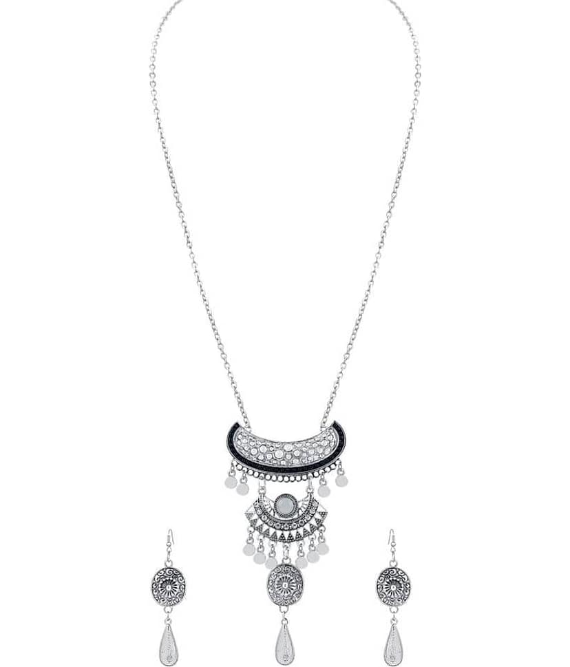 The Jewelbox Necklaces Set view 2