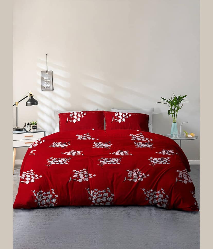 Cortina Microfiber 1 Double Queen Bedsheet with 2 Pillow Covers ( Maroon )