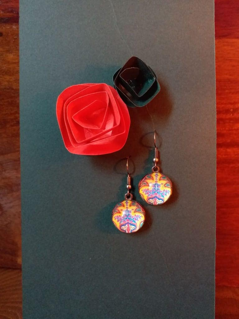EMBELLISHED BLUE FLOWER GLASS EARRINGS