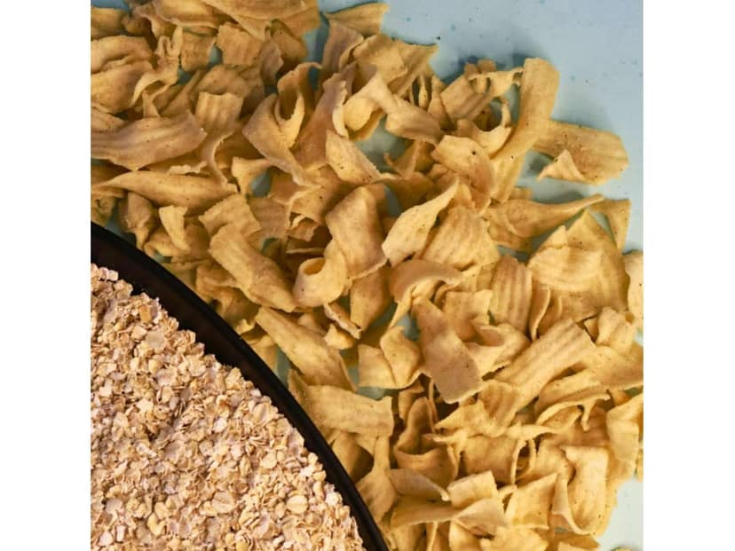 Healthy Master Baked Oats Chips | Cream and Onion Flavour - 100 Gram view 4