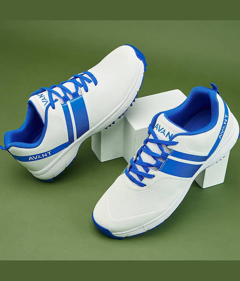Avant PaceMax White Cricket Shoes view 4