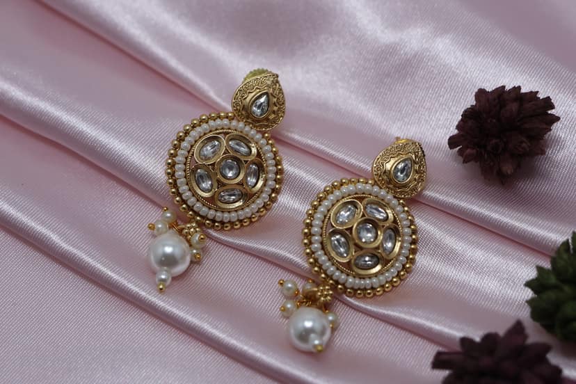 Kundan & Pearl Gold-Plated Green Beaded Choker Necklace Set with Earrings view 3