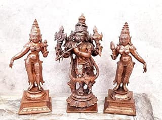 Searchers Paradise - Copper Idols Venugopala Swamy with Sridevi and Bhudevi , 5.7 inches, Copper Handmade 1500 Grams, Patina Antique Finish, Pack of 1 Piece