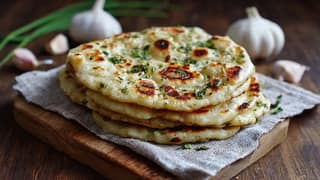 Garlic kulcha (1 pcs)