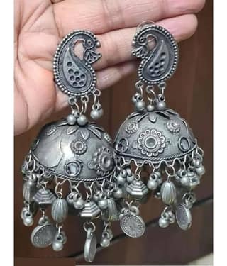 Samridhi DC Silver Jhumki Earrings ( Pack of 1 )