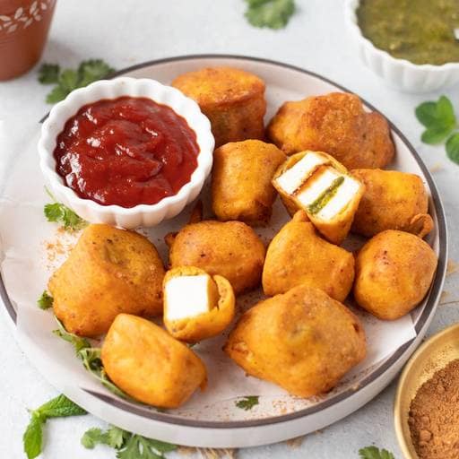 Paneer pakoda