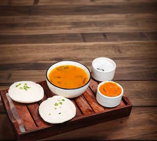 Idli sambhar