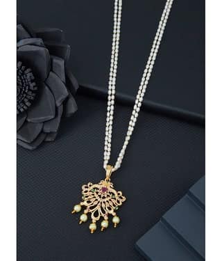 ROFARWORD Gold Brass Necklace ( Pack of 1 )