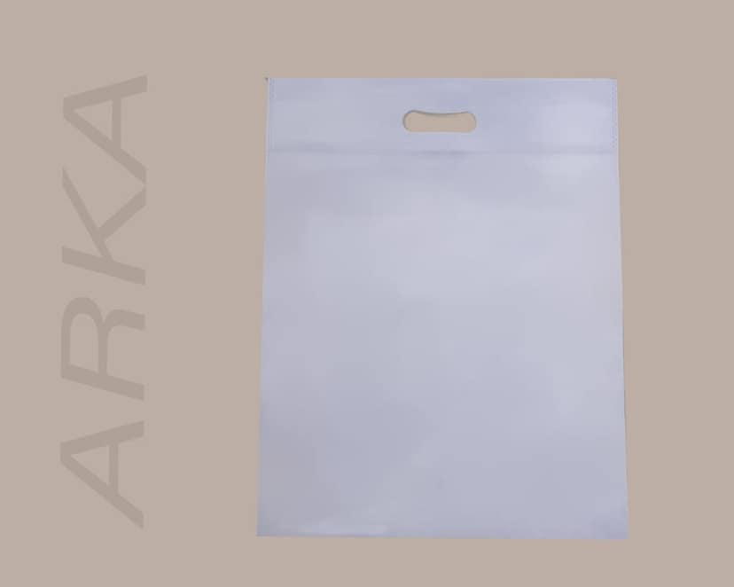 D Cut 10x14 (100 Pcs) Non-Woven Carry Bags view 3