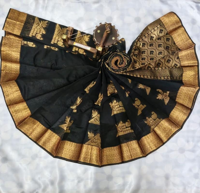 Silk Cotton Saree with Blouse view 3