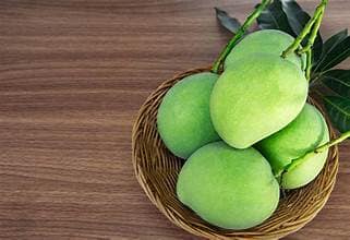 Raw Mango (Kacha) | 1 Kg