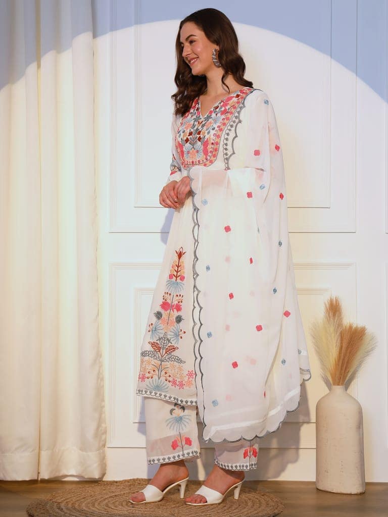 ASPORA Heavy Floral Embroidered Mirror Work Kurta With Palazzos & Dupatta view 7