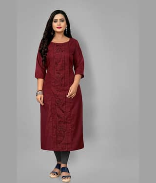 RIAANA - Maroon Cotton Blend Women's Straight Kurti ( Pack of 1 )