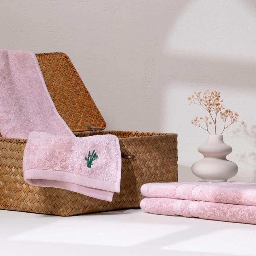 Feather & Spun Bamboo Cotton Hand Towel | Lavender Fragrance | Oeko-TEX® Standard 100 | Anti Microbial | Fade Resistant | Double Needle Stitch | 600 GSM - 40 cms x 71 cms (Pack of 2) view 4