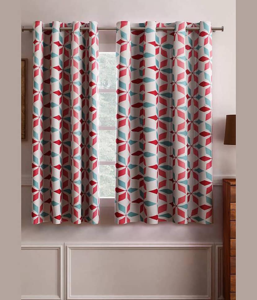 Home Candy Set of 2 Window Semi-Transparent Eyelet Polyester Pink Curtains ( 152 x 120 cm )