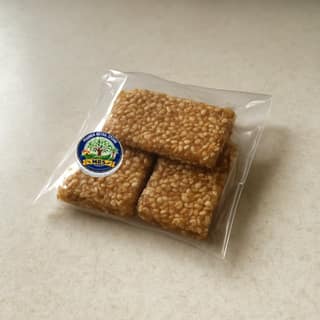 Mainda Retail Store's til chikki - sesame brittle