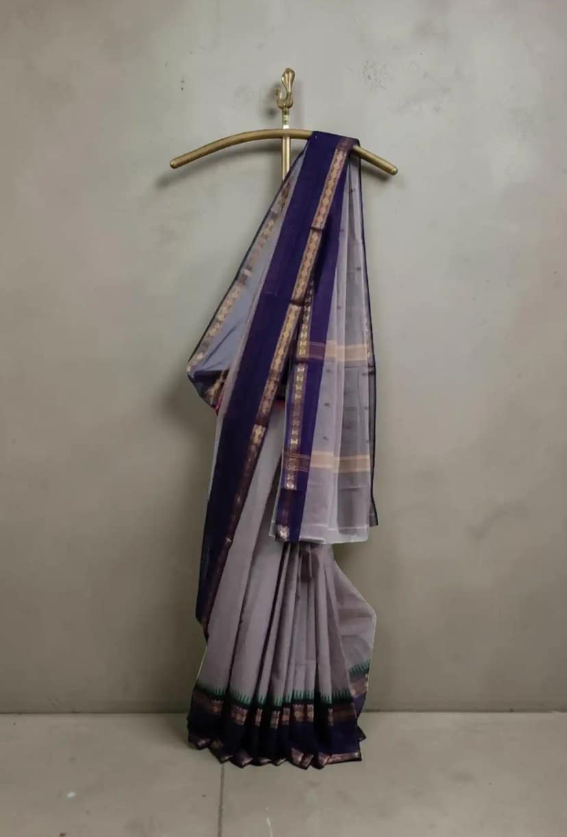 Handwoven Kanchipuram Cotton-Silk Saree in Grey with Contrast Border view 3