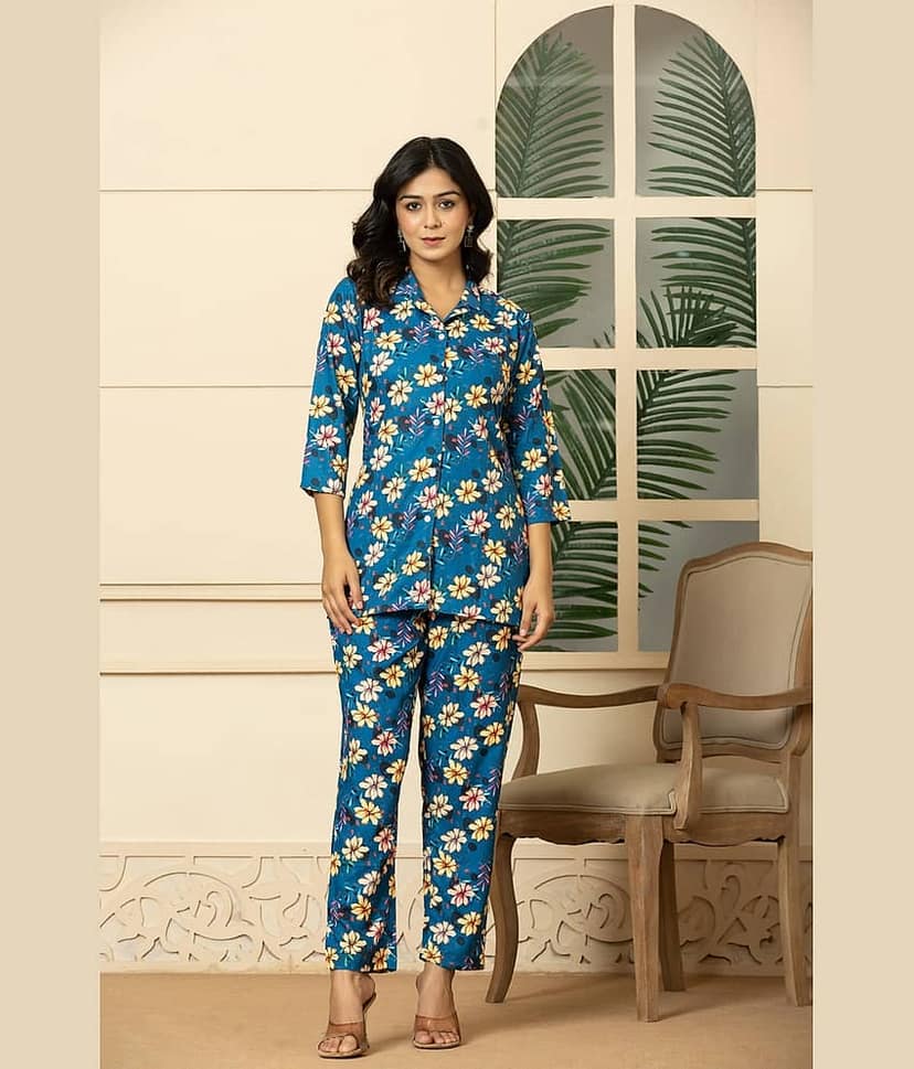 Flamboyant Women Printed Shirt With Trousers Co-Ord Set ( Green )