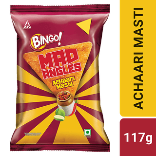 Bingo! Bingo! Mad Angles Achaari Masti Mango Pickle Flavour Crunchy Triangle Chips Pack, 130 G