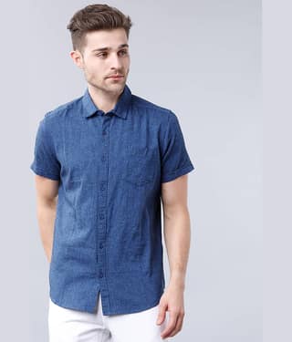 Highlander Cotton Blend Slim Fit Self Design Half Sleeves Men's Casual Shirt - Dark Blue ( Pack of 1 )