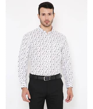 Maharaja - White Cotton Blend Slim Fit Men's Casual Shirt ( Pack of 1 )