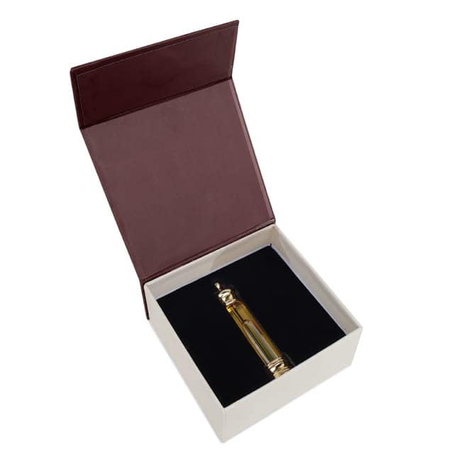 ATARSTORY Qamar Oudh Best Attar Alcohol Free Roll On for Daily use | Long Lasting Fragrance | Ittar Oudh for Men and Women - 12ml view 6
