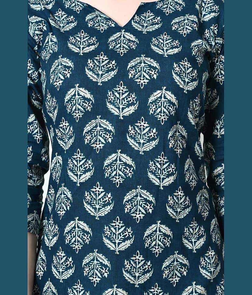 AMTHI 100% Cotton Printed Straight Women's Kurti - Teal ( Pack of 1 ) view 2