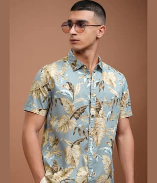 Highlander 100% Cotton Slim Fit Printed Half Sleeves Men's Casual Shirt - Multicolor ( Pack of 1 )