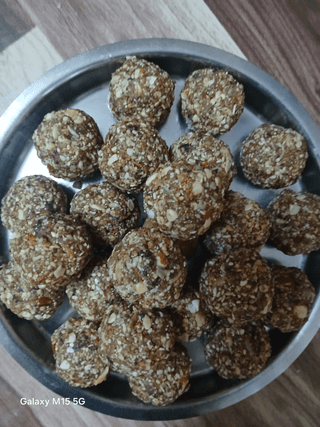 Nita Delights Dry Fruit Ladoo (1kg) | Nutrient-Rich Energy Balls | Healthy Festive Snack