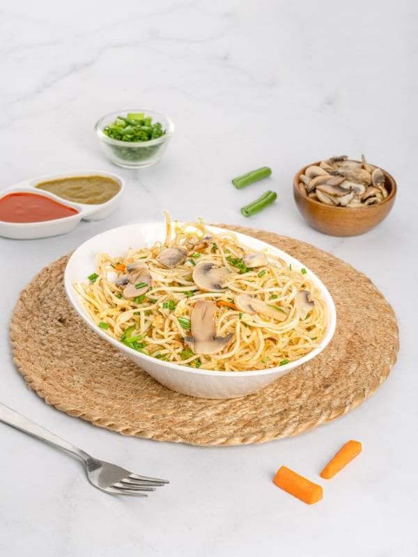 MUSHROOM NOODLES