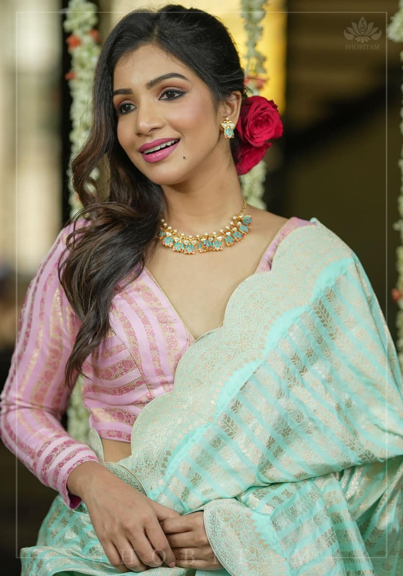 Unique Scalloped Borders Pure Brocade Banarasi Katan Silk Saree in Pastel Sea Green | SILK MARK CERTIFIED view 6