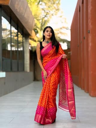 dola silk bandhani saree