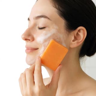 Zenith Trove Kojic Skin Whitening Soap | Organic & Natural with Lactic Acid, Jojoba & Vitamin C | Brightening Face & Body Bar for Dark Spots & Pigmentation – 100g (100 g (Pack of 1))
