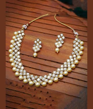 Sukkhi Gold Alloy Necklace Set ( Pack of 1 )