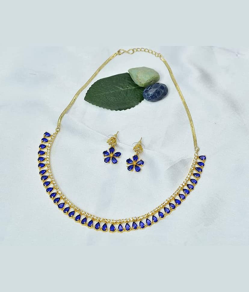 Jewar Mandi - White Brass Necklace Set ( Pack of 1 ) view 2