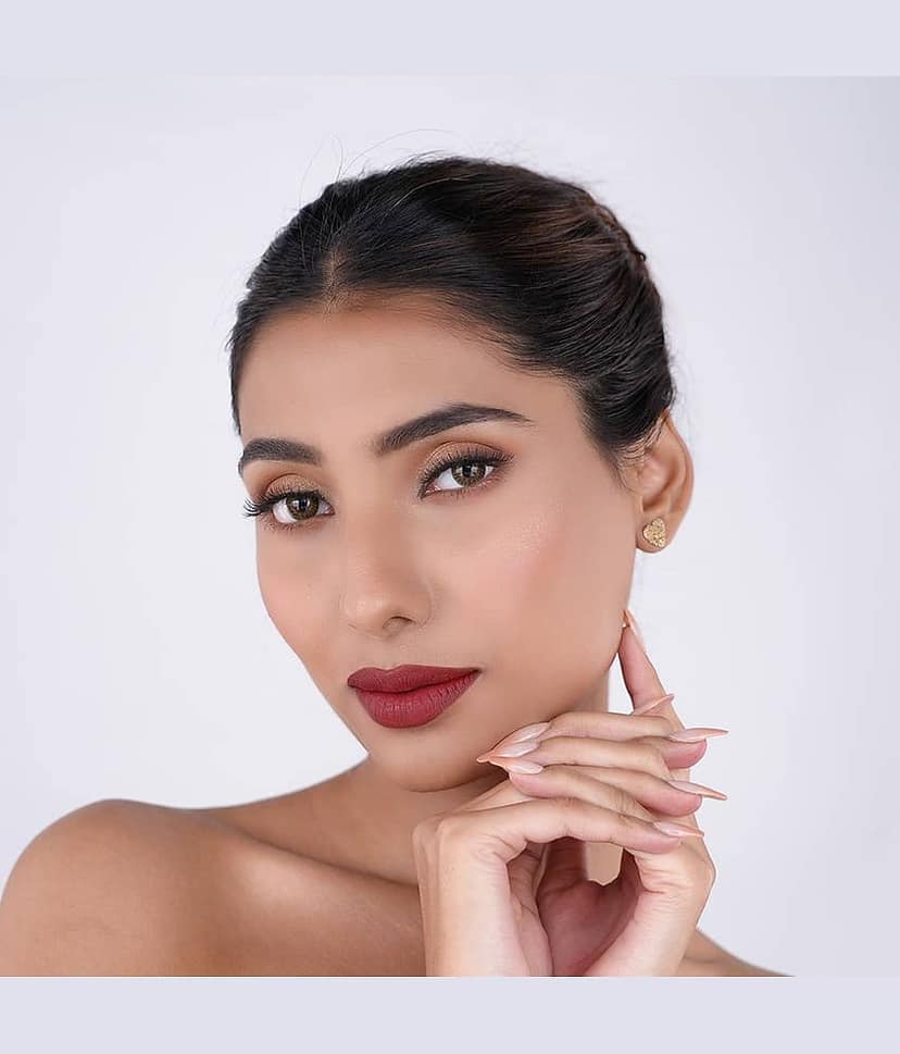 BELLAVITA Red Matte Long Lasting Crayon Lipstick ( Pack of 1 ) view 2