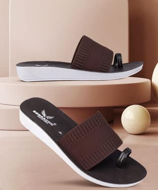 Bersache Extra Soft Classic Casual with Back Strap Regular wear with Ultra Soft & Flexibility Technology Sandal for Women's