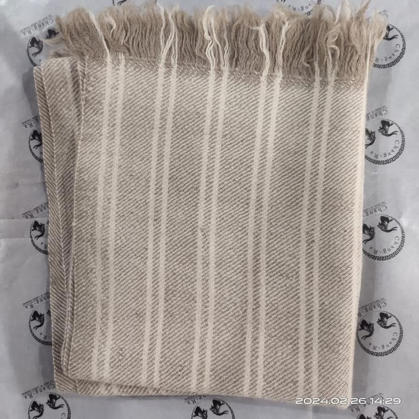 Pashmina Muffler Machine Spun and Handwoven view 4