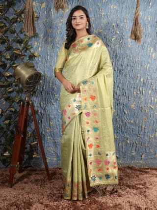 Yavira silk Women's Green Handwoven Jacquard Saree