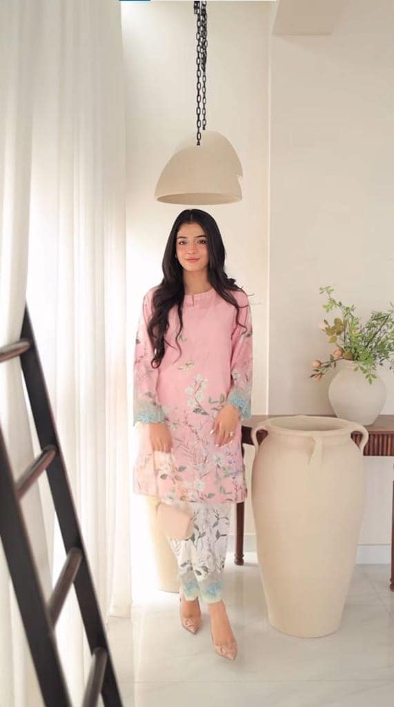 Women Blush Pink Floral Printed Kurta Pant Set | Stylish Ethnic Wear for Women view 5