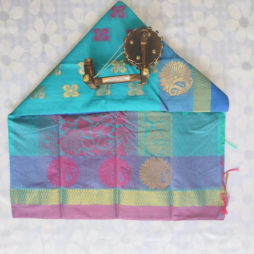Pure Cotton Saree with Blouse view 2