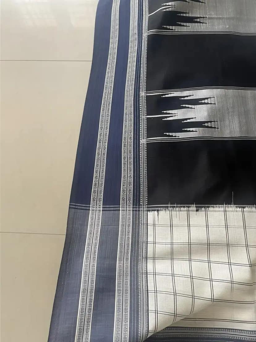 Ilkal Handloom Saree Cream Cotton Black Silk Pallu view 2