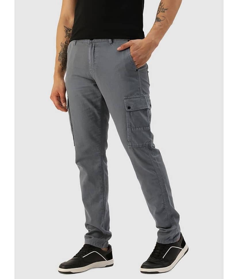 IVOC Men Solid Slim Fit Cargos Trousers view 3