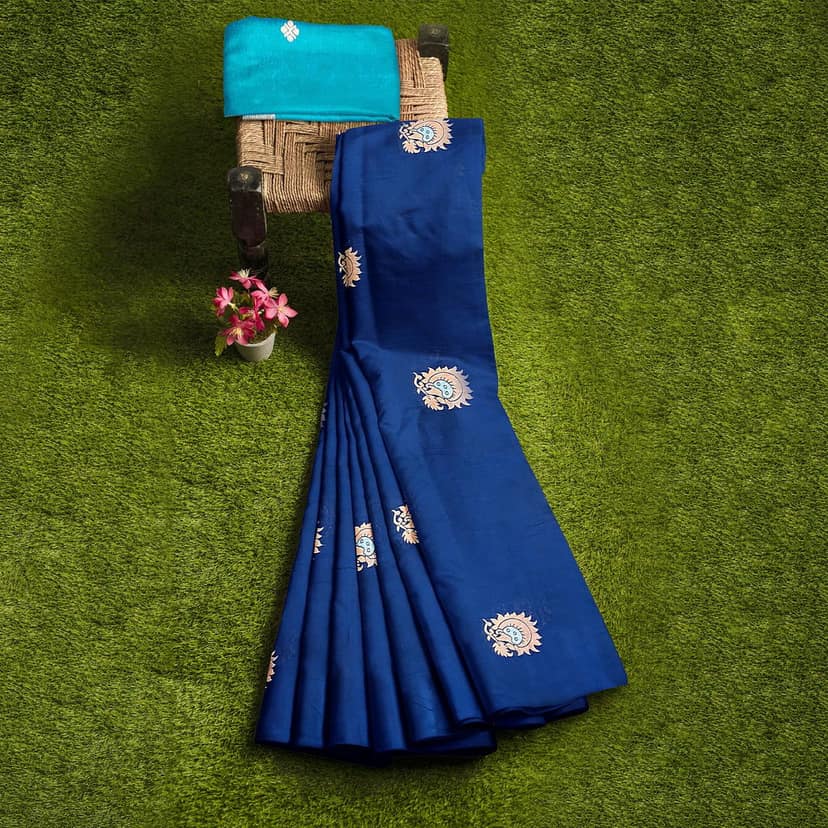 Navy Blue Color Silver & Copper Zari Floral Butta Saree with Contrast Blouse view 6