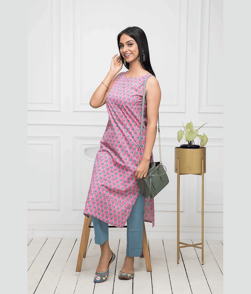 Shivaradhya designers Cotton Printed Straight Women's Kurti - Pink ( Pack of 1 )