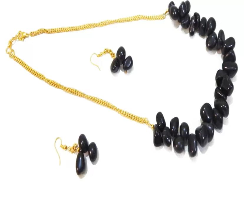 GEM STONE BLACK AGATE CHIPS NECKLACE view 2