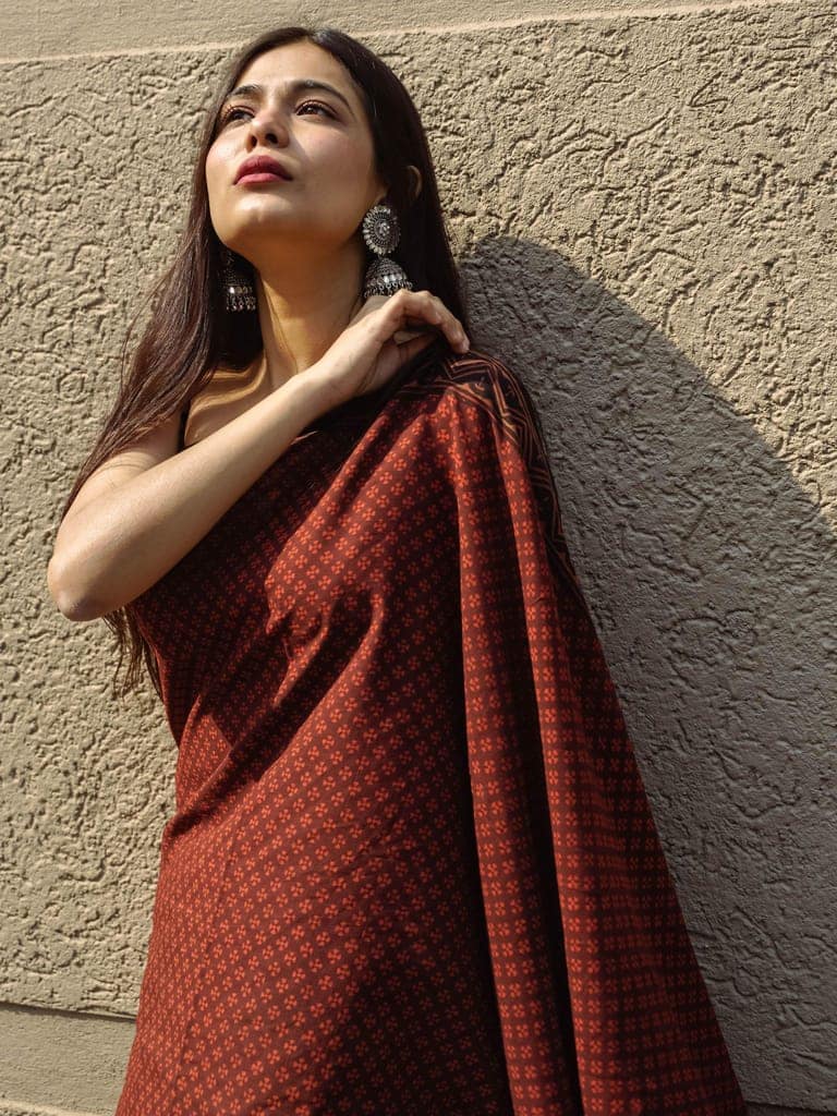Roheda Makkhi buta natural dyed handblock printed Bagru saree view 3