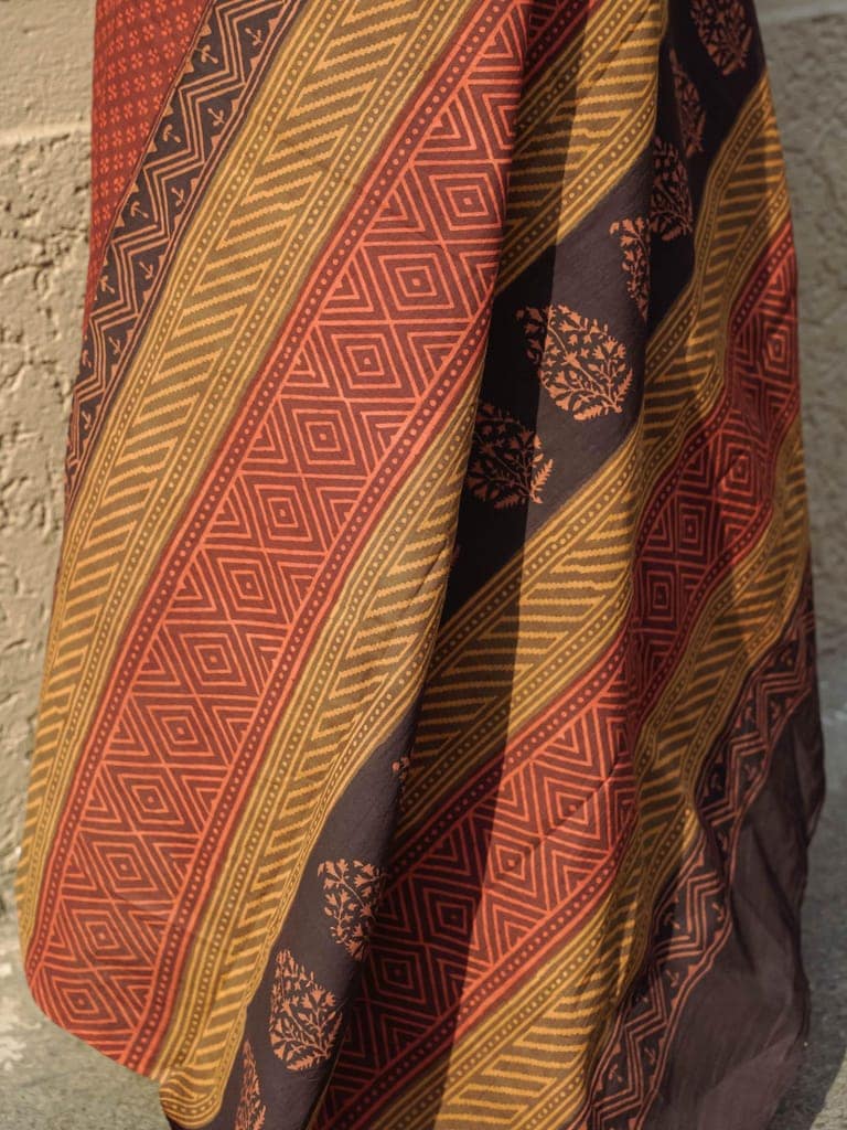 Roheda Makkhi buta natural dyed handblock printed Bagru saree view 6