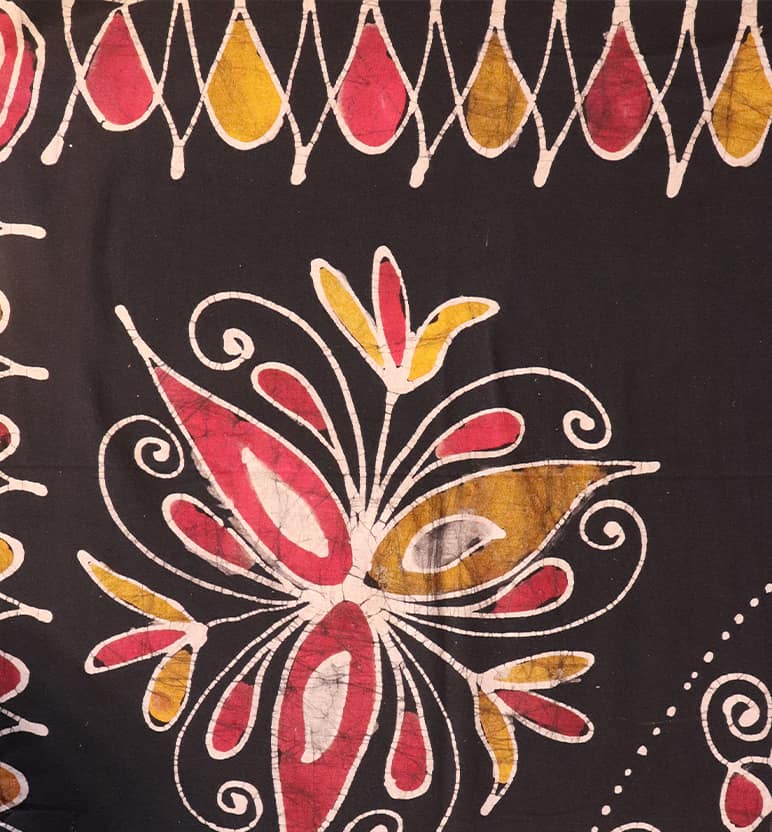 Handcrafted Batik Print Cotton Double Bed Sheet with Two Pillow Covers view 7