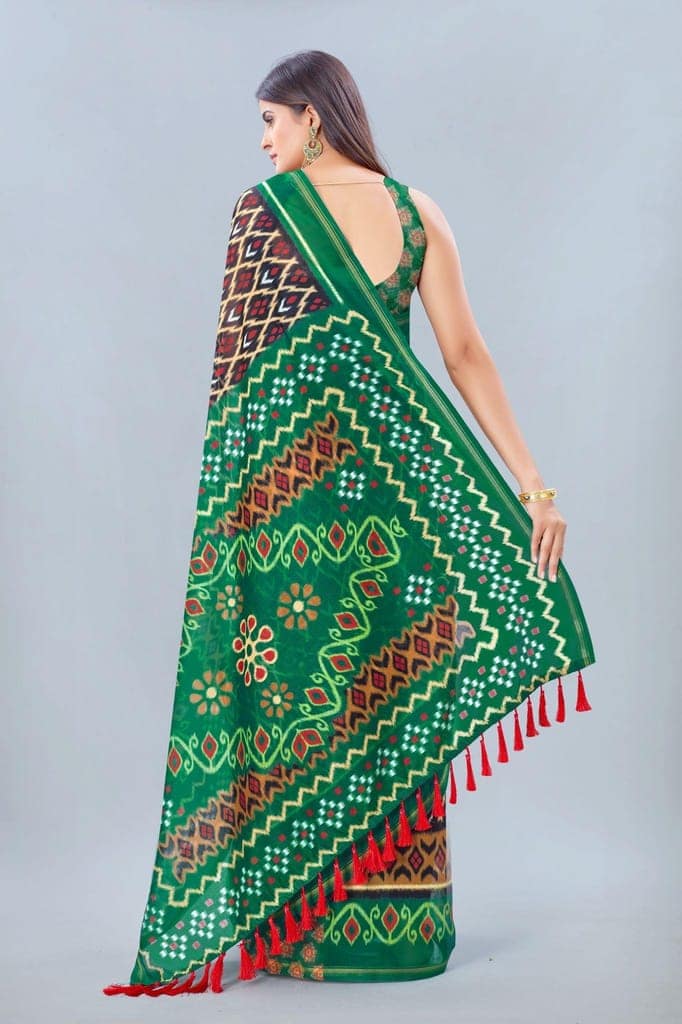 Women's Pure Cotton Bandhej Digital Print Multicolor Saree view 2